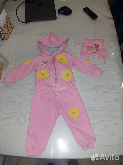 Детский спортивный костюм на девочку