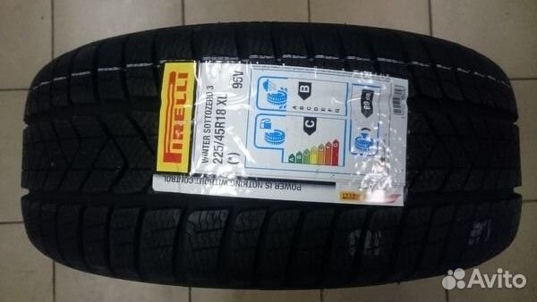 Pirelli Winter Sottozero 3 255/35 R19 96H