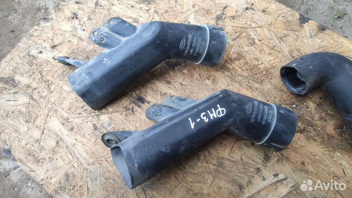 Патрубок воздушного фильтра Ford Mondeo 3