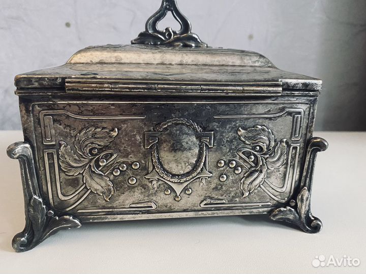 Антикварная шкатулка 19в. Серебрение