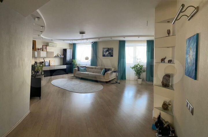 4-к. квартира, 137,1 м², 3/9 эт.