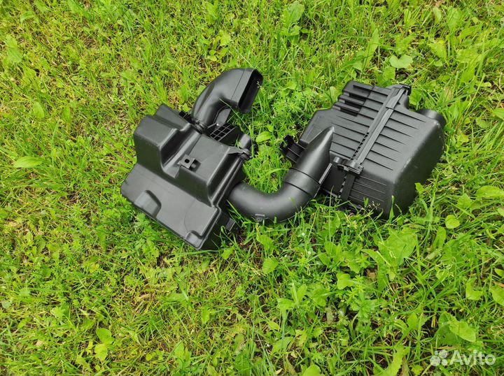 Резонатор воздушного фильтра Hyundai Solaris 1