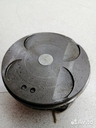 Поршень правый Toyota Harrier MCU10W 1mzfe