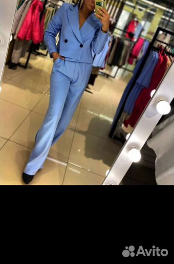 Брючный костюм женский 44 46