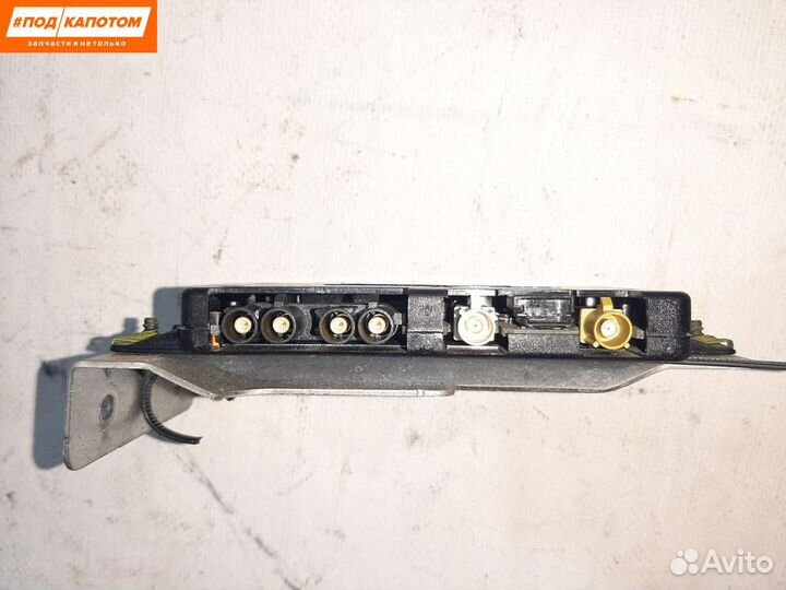 Усилитель антенны Volkswagen Touareg 2003