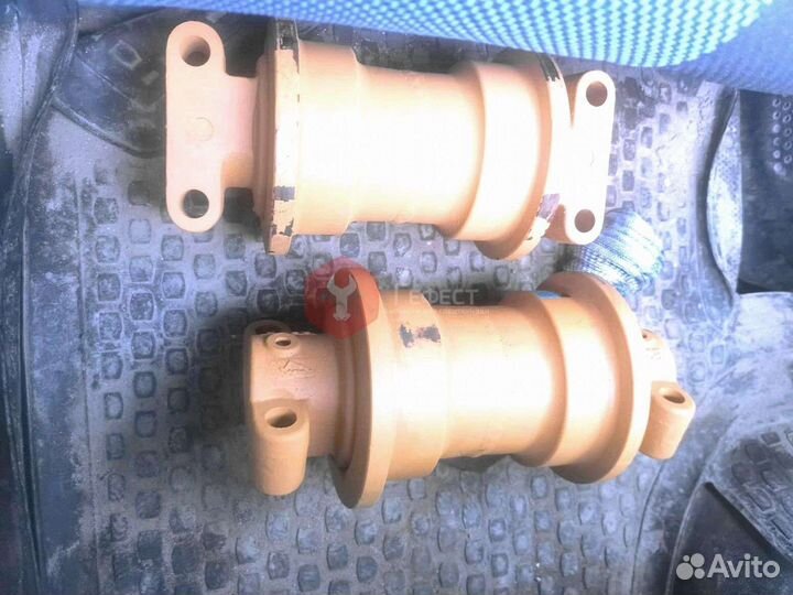 Каток поддерживающий Doosan 2270-6126B