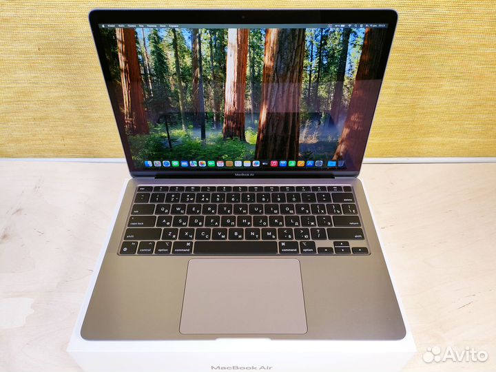 Macbook Air 13 новый (M1 8GB 256GB) 2020