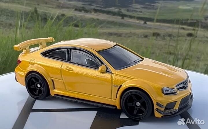 Коллекционная машинка Hot Wheels '12 Mercedes-Benz