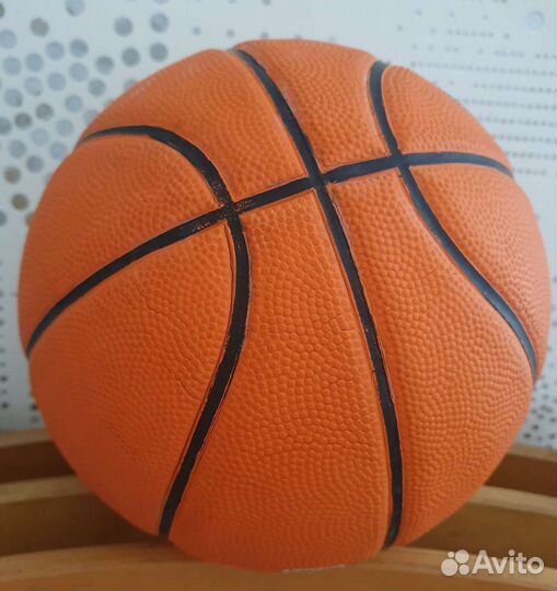 Баскетбольный мяч