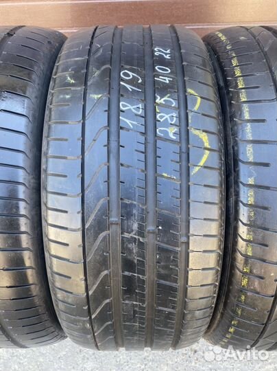 Pirelli P Zero 325/35 R22 и 285/40 R22