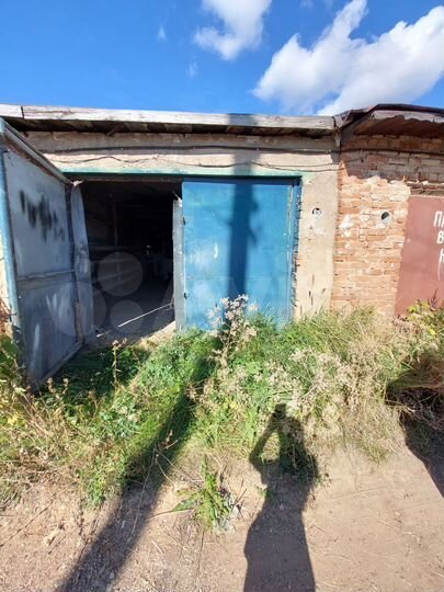 Гараж, > 30 м²