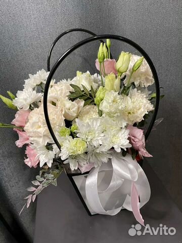 Цветы в коробке, композиция, доставка