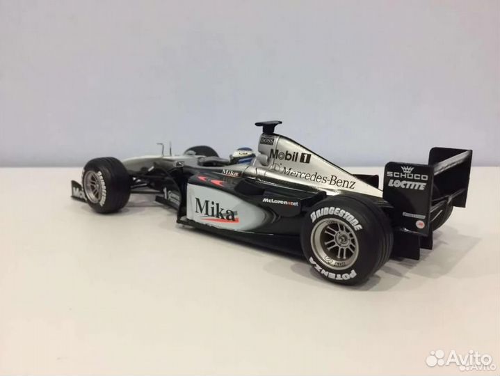 F1 McLaren MP4/15 M. Hakkinen 2000 Hot Wheels 1:18