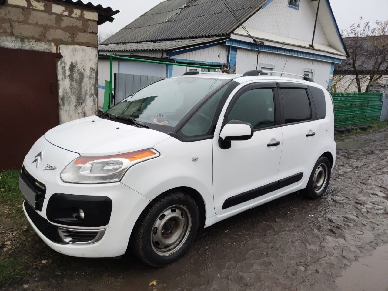 Citroen C3 Picasso: фото владельца