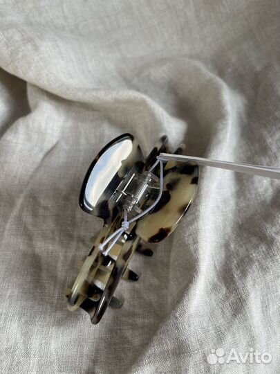 Заколка Arket