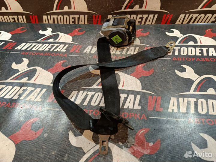 Ремень безопасности передний правый Volkswagen