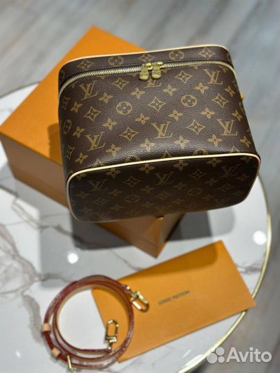 Косметичка Louis Vuitton Nice BB