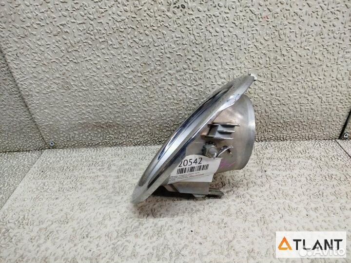 Ободок туманки передний правый nissan elgrand