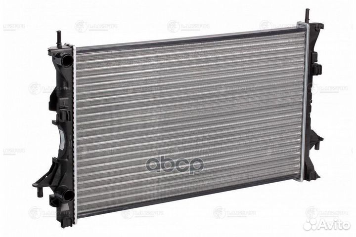 Радиатор renault laguna (01) LRc0964 luzar