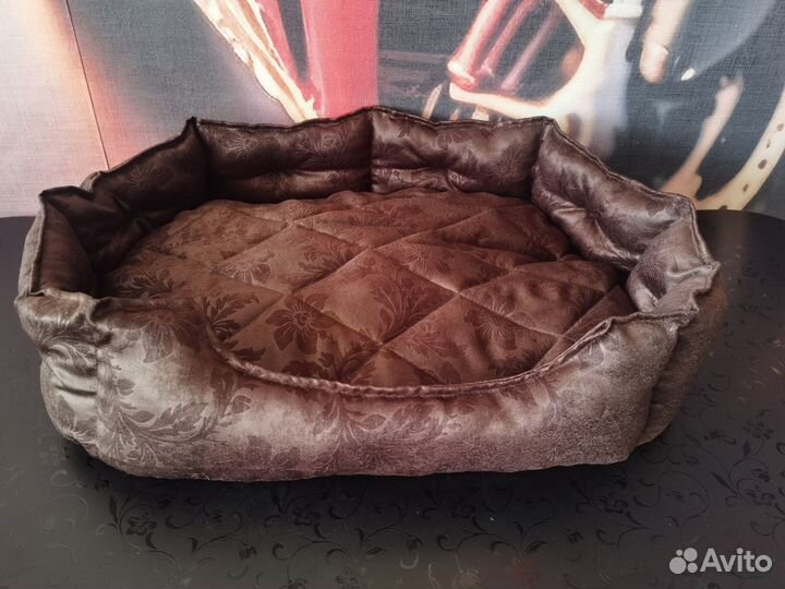 Лежанки для собак и кошек