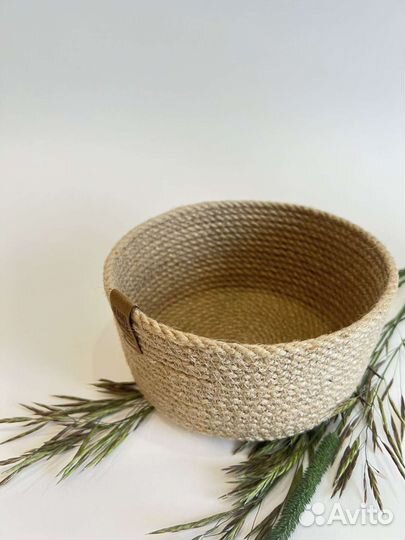 Корзина для интерьера из джута