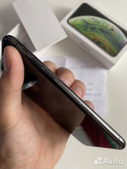iPhone Xs, 64 ГБ