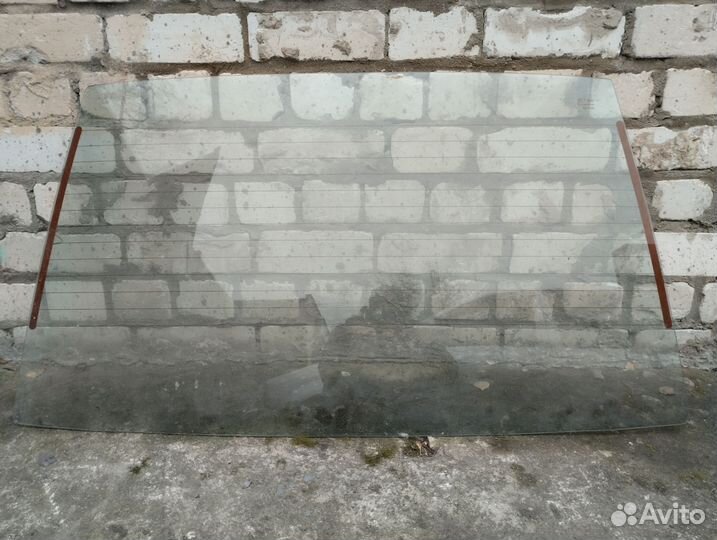 Передние боковые стекла Ваз 21 -09,099,14,15