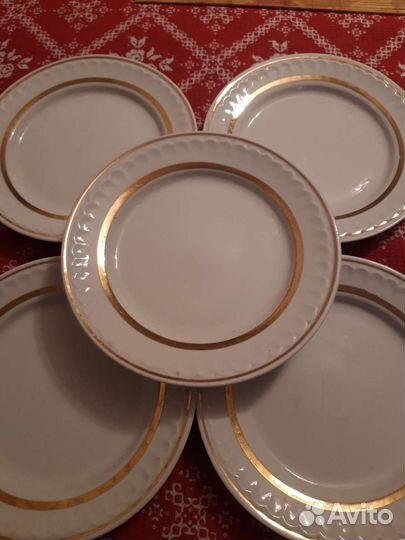 Фарфоровые тарелки для 1 и2 блюд
