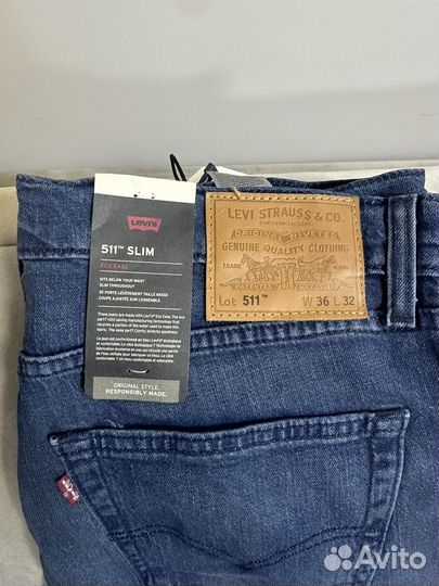 Джинсы levis