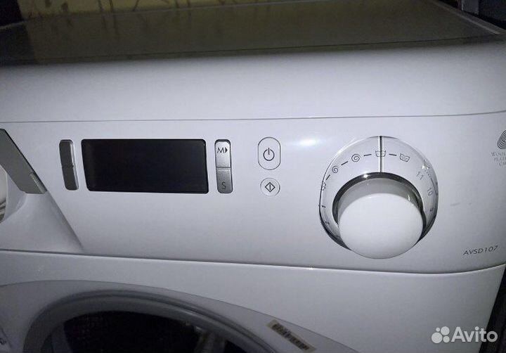 Стиралка Ariston