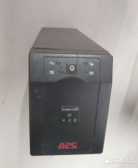 UPS Бесперебойный блок питания APC 420