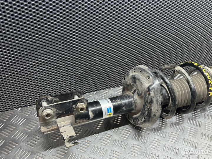 Стойка передняя правая Chevrolet Cruze J300