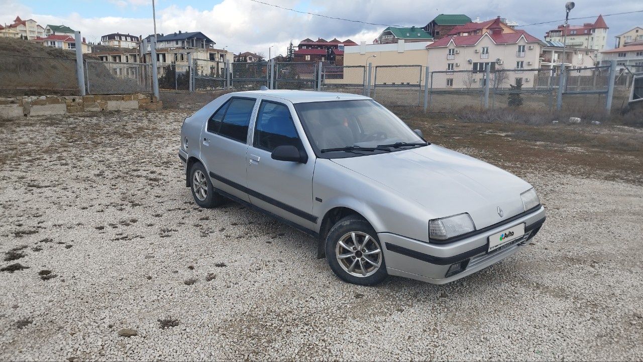 Renault 19: фото владельца