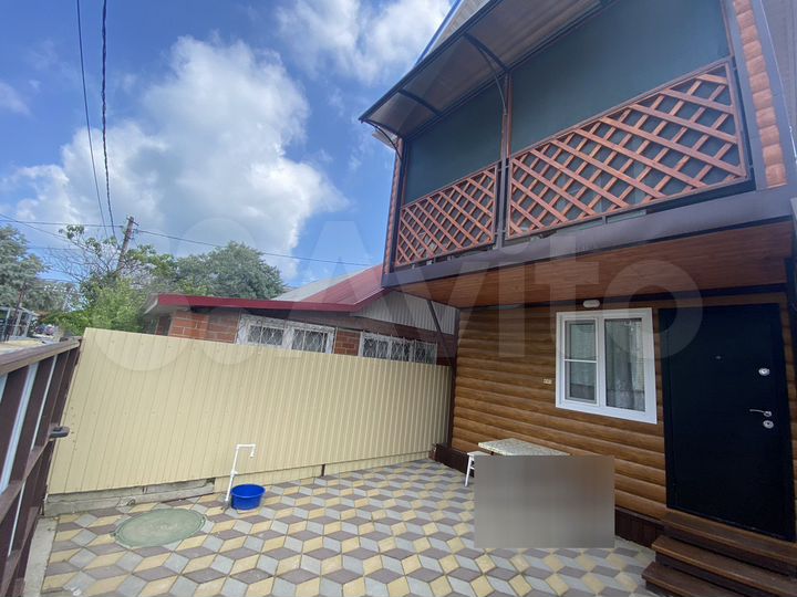 Дом 60 м² на участке 1 сот.