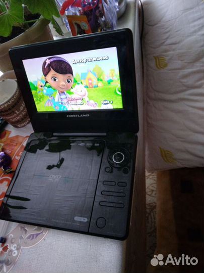 Портативный dvd плеер