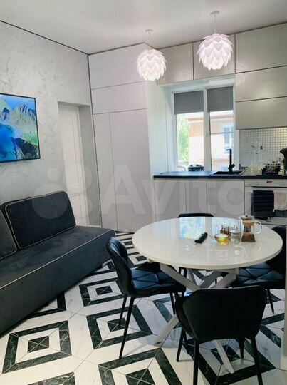 2-к. квартира, 48 м², 2/2 эт.