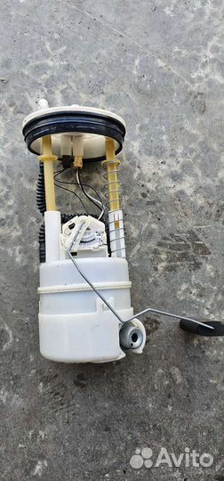 Насос топливный бензонасос Nissan Qashqai j10