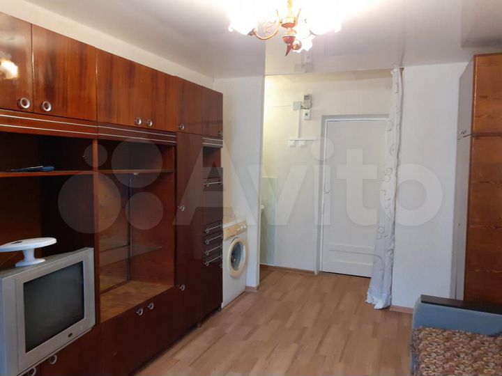 Комната 17 м² в 5-к., 2/5 эт.