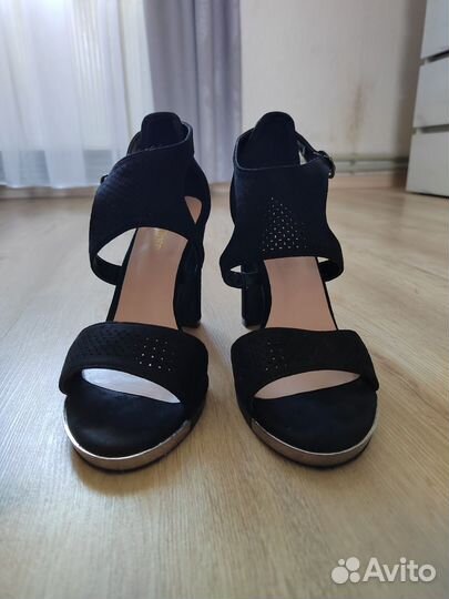 Босоножки женские 39 размер ecco