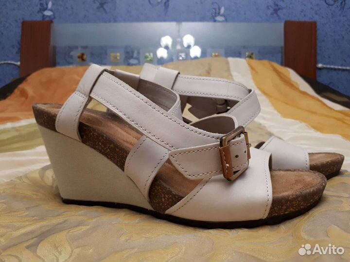 Босоножки clarks