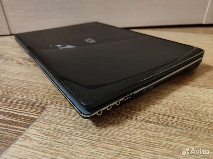 Ноутбук на Core i3-370m, 4гб, SSD 128гб