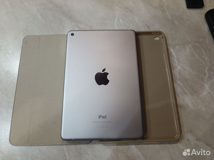 iPad mini 4 128gb