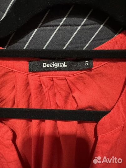 Desigual топ