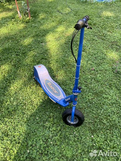 Электросамокат Razor e300