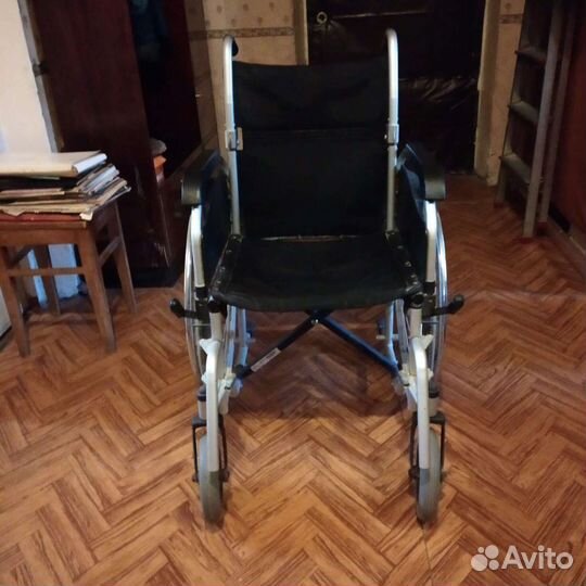 Инвалидная коляска складная бу