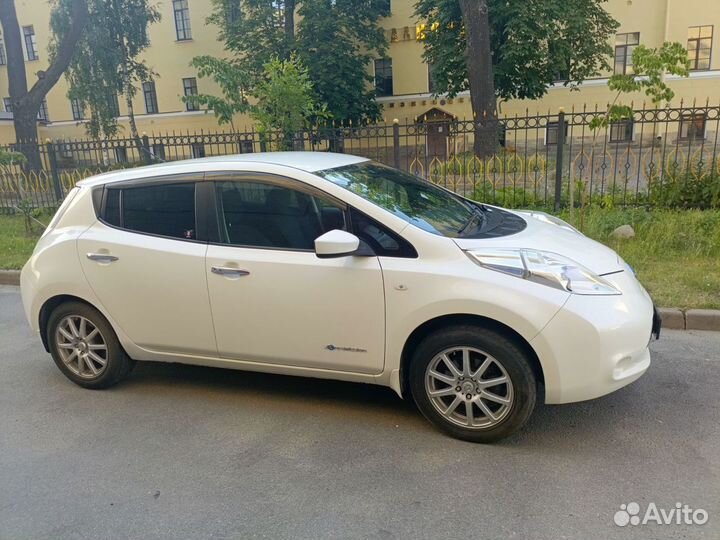 Nissan Leaf AT, 2016, 144 000 км