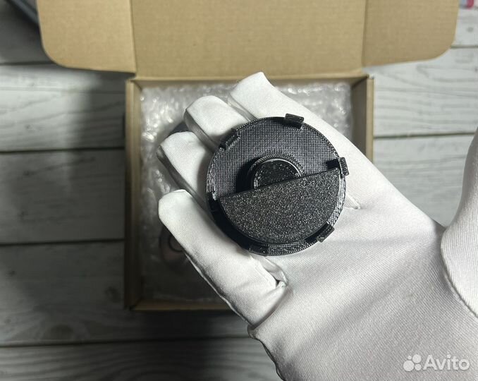 Динамические, парящие колпачки в колеса audi