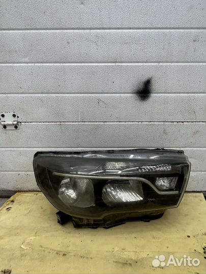 Фары на LADA vesta