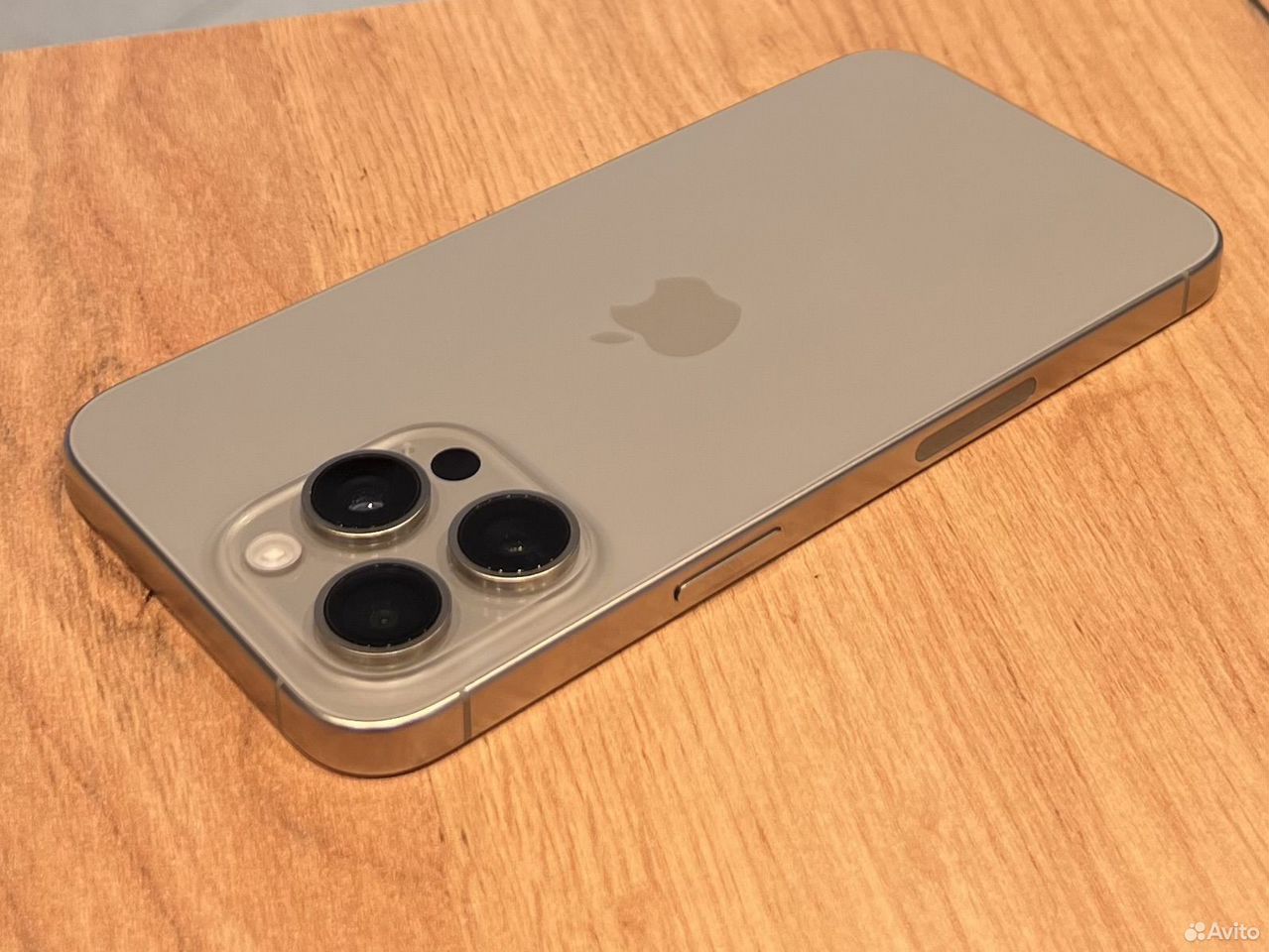 iPhone 15 Pro Max, 256 ГБ