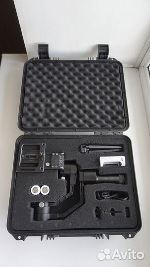 Электронный стабилизатор Zhiyun crane v2